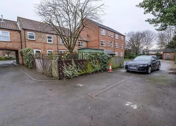 Hansom Place Free Parking 18 Minutes Walk To Minster